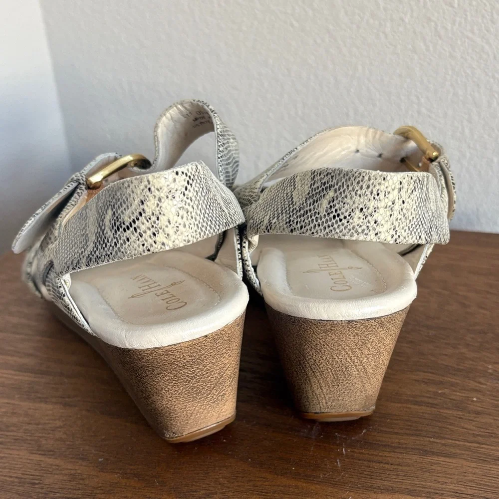 Cole Haan Tali Snakeskin Sandals with Gold Buckle Nike Air Cushion Women’s 7.5 B